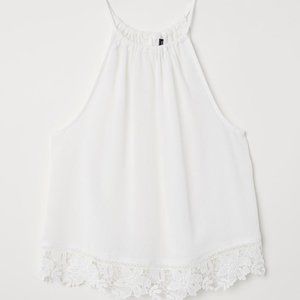 NWT H&M crinkled top with lace trim